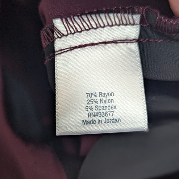 St.‎ John's Bay Deep Purple Skinny Leggings - Picture 4 of 7